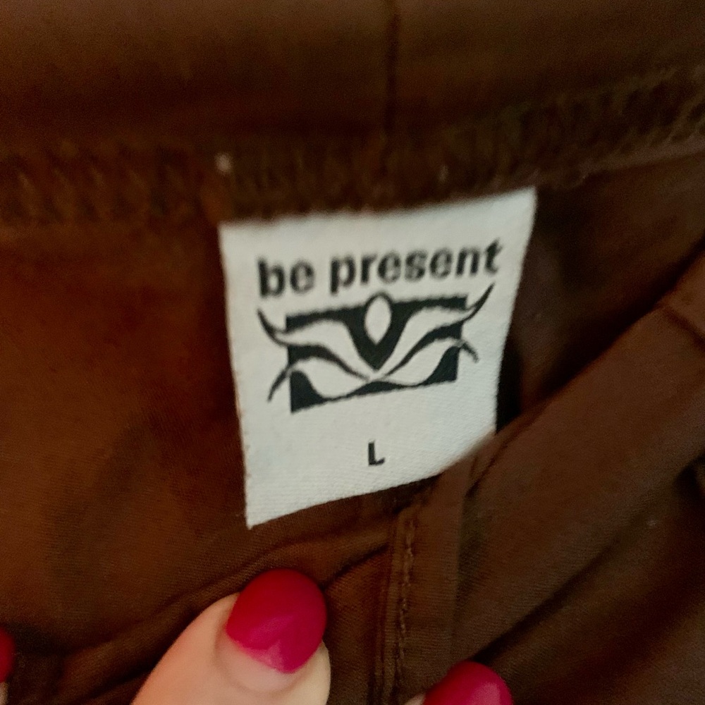 Rare discontinued be present brown pants - Picture 3 of 8
